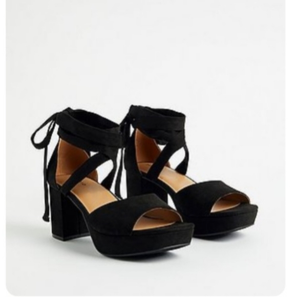torrid Shoes - TORRID Heels Strappy Platform Tapered heels WW 9.5 Black NWT
